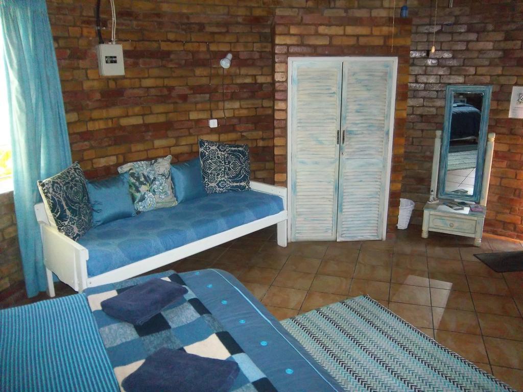 Imka Trinity Retreat Hotel Stormsrivier Kamer foto